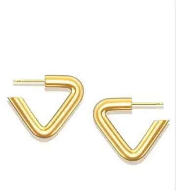 CAREERING 캐리어링 트라이앵글 701 유우리 착용