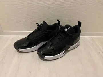 조던 맥스 아우라 6