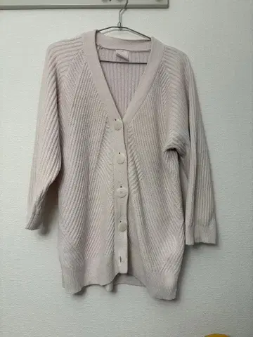 젤라또피케 얇은 핑크 가디건