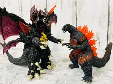 고질라 HGX 버닝고질라 1995 디스트로이어 완성품 2세트