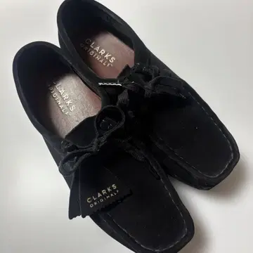 CLARKS Wallabee 블랙 23.5