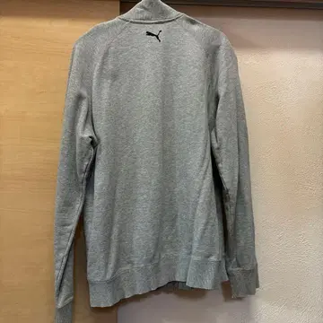 PUMA 그레이 집업 저지
