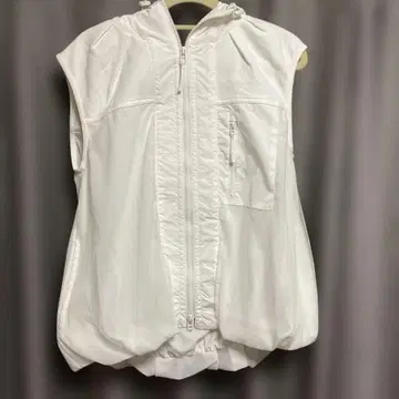 LASUD ACTIVE 화이트 후드 부착 슬리브리스 베스트