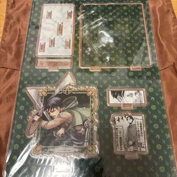 진격의 거인 리바이 아크릴 스탠드 1