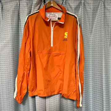 LOGAN 오렌지 하프 지퍼 나일론 자켓