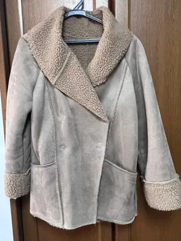 베이지 보아 자켓 더블 브레스트