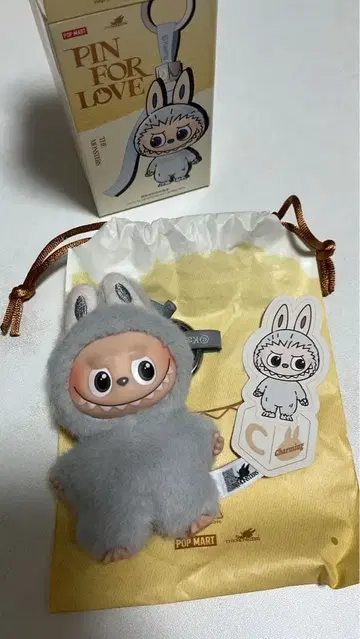 POP MART 러브브 키링
