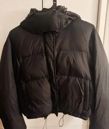 최종 가격 인하! SLY 다운 자켓 블랙 숏 기장 FREE 사이즈