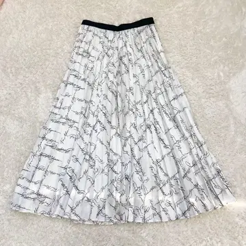 미사용급 23SS 아나이 캘리그래피 프린트 플리츠 스커트 36