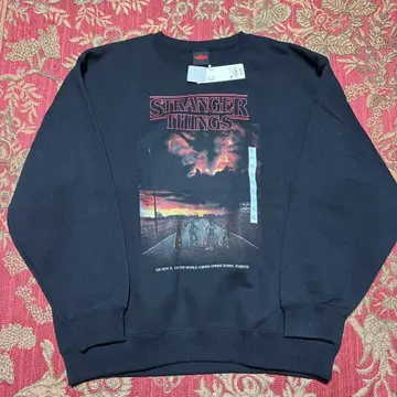 STRANGER THINGS XL 그래픽 스웨트 셔츠