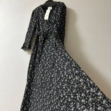 꽃무늬 플레어 슬리브 맥시 드레스