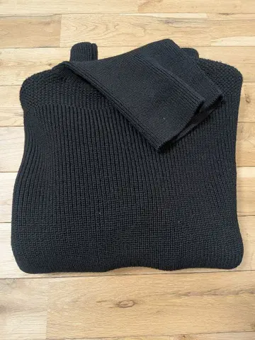 [컨디션 최상] 버즈릭슨 핸드 니트 울 터틀넥 스웨터