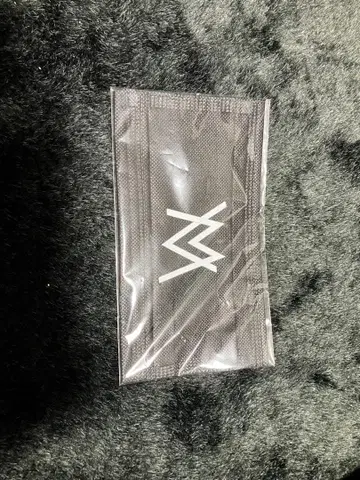 AW 아란 워커 로고 마스크