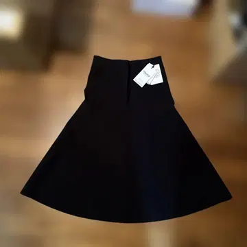 Theory Midi Trumpet Skirt 블랙 P