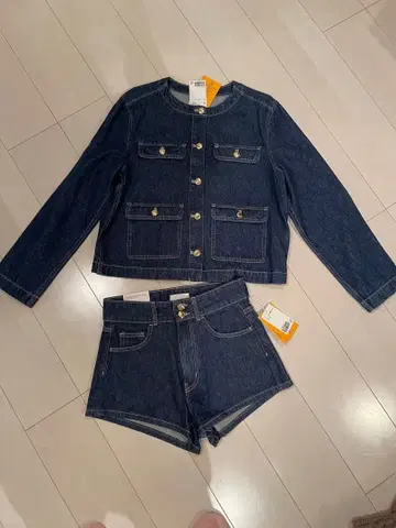 완판템!! H&M 데님 자켓과 숏팬츠 셋업