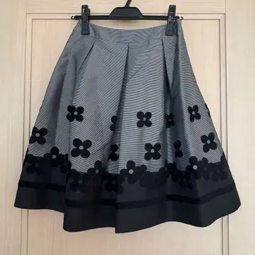 M'S GRACY 꽃무늬 플레어 스커트 블랙