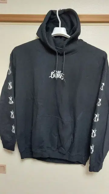 The BONEZ 후드티 XXL