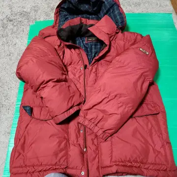 FIRST DOWN 빨간색 다운 자켓 LL