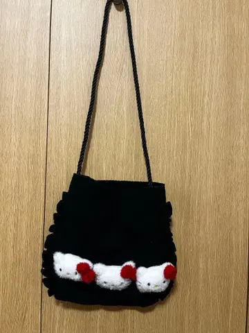 숄더백 헬로키티