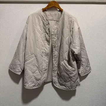 라이트 베이지 퀼팅 자켓