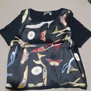 Salvatore Ferragamo 반팔 튜닉 나비와 신발 프린트