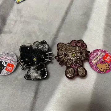 헬로키티 비쥬 키링 세트