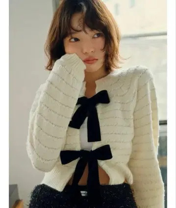 새상품급 릴리 브라운 벨로아 리본 가디건 화이트