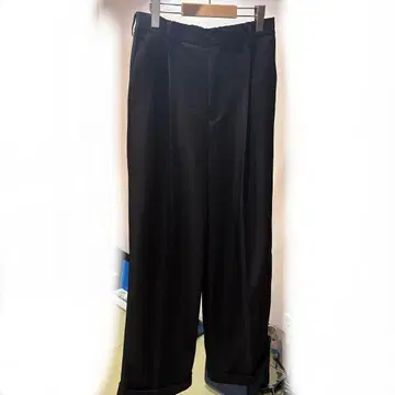 MB 스탠다드 슈퍼 와이드 슬랙스 블랙 M 사이즈