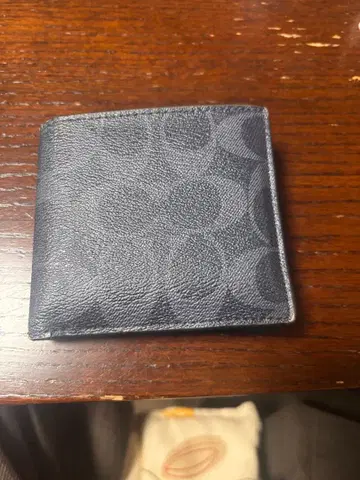 다크 블루 접이식 지갑 가죽