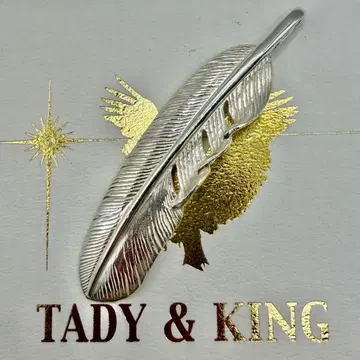 새상품급 타디&킹 플레인 페더 LL