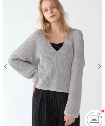 야마다야 Aga 아가 라메 믹스 V넥 니트 미사용 새상품