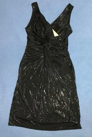 GLOSSY ADDICT 블랙 원피스 사이즈 2 택 포함