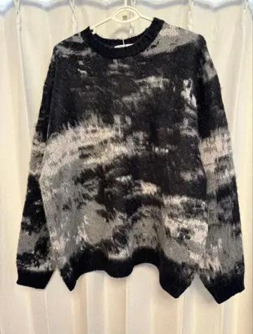 아브스트랙트 샤기 모헤어 라이크 루즈 크루넥 니트 M 사이즈