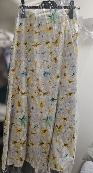 STRABERRY FIELDS 꽃무늬 롱 스커트