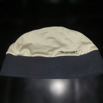 90s 대만제 Burton 플리스 비니 9 니트 모자 베이지/블랙