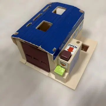 토미카타운 오토 셔터 차고