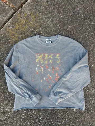 KISS 롱 슬리브 T셔츠 그레이