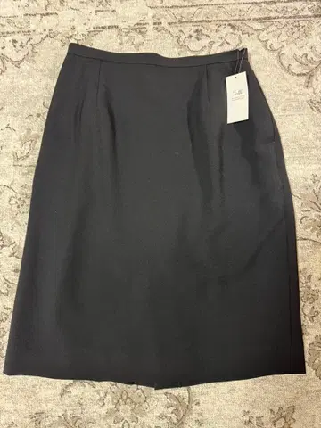 [ 미사용 새상품 ] 블랙 타이트 스커트 11호