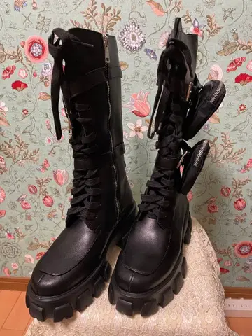 미사용 새상품 사이즈 39 블랙 버클 부츠