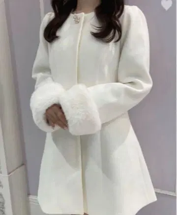 evelyn 비쥬 코트 화이트 2022