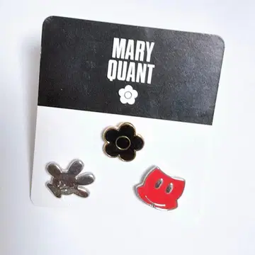 MARY QUANT 디즈니 귀걸이