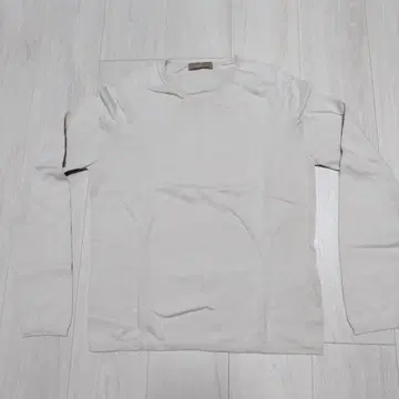 크루치아니 V넥 코튼 니트 티셔츠