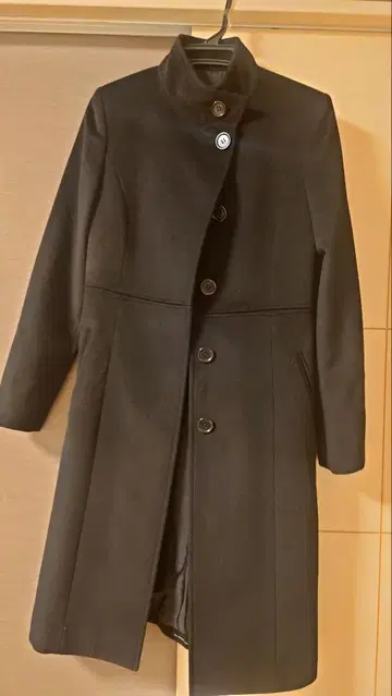 새상품급 UNTITLED 스탠드 카라 롱 코트 블랙