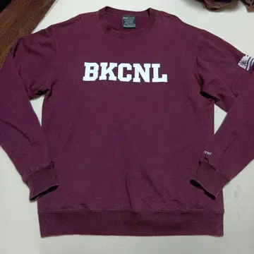 백 채널 BKCNL 맨투맨 버건디