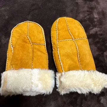 카멜색 무스탕 미튼