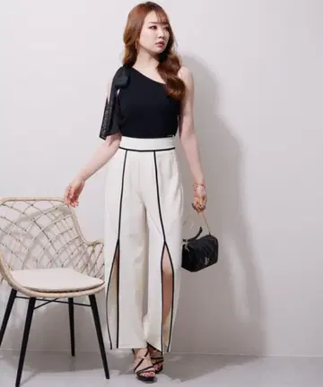 립 서비스 와이드 팬츠