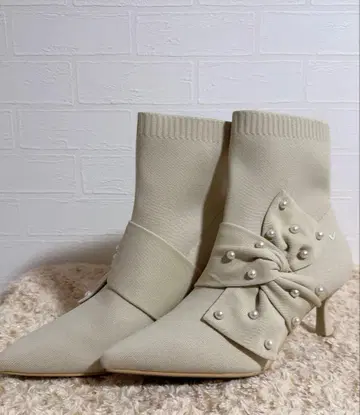 VIVAIA 펄 장식 리본 부츠