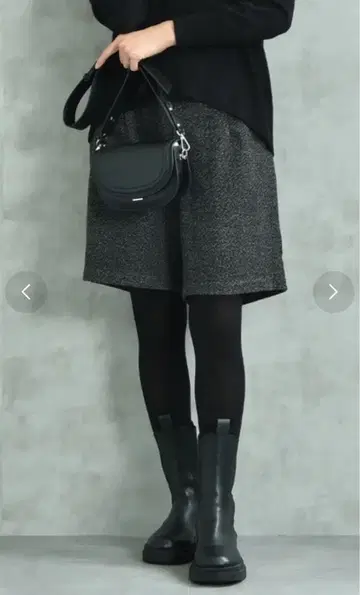 그레이 니트풍 숏팬츠