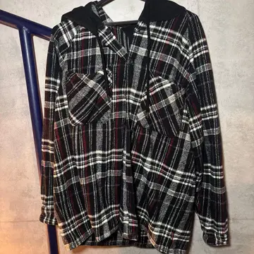 후드 부착 체크 무늬 플란넬 셔츠