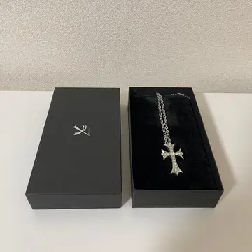 야자와 에이요시 목걸이